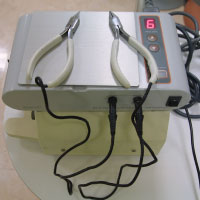 ワイヤー通電形状付与装置